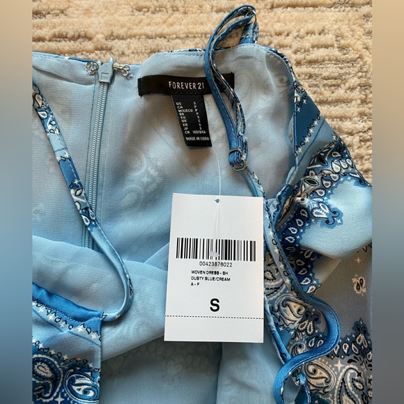 NWT F21 Scarf Print Dress - Picture 3 of 6